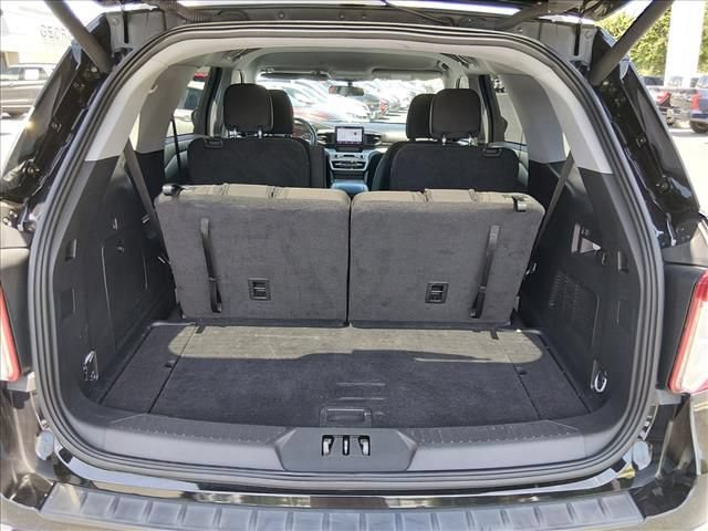 Certified 2023 Ford Explorer XLT RWD image 15