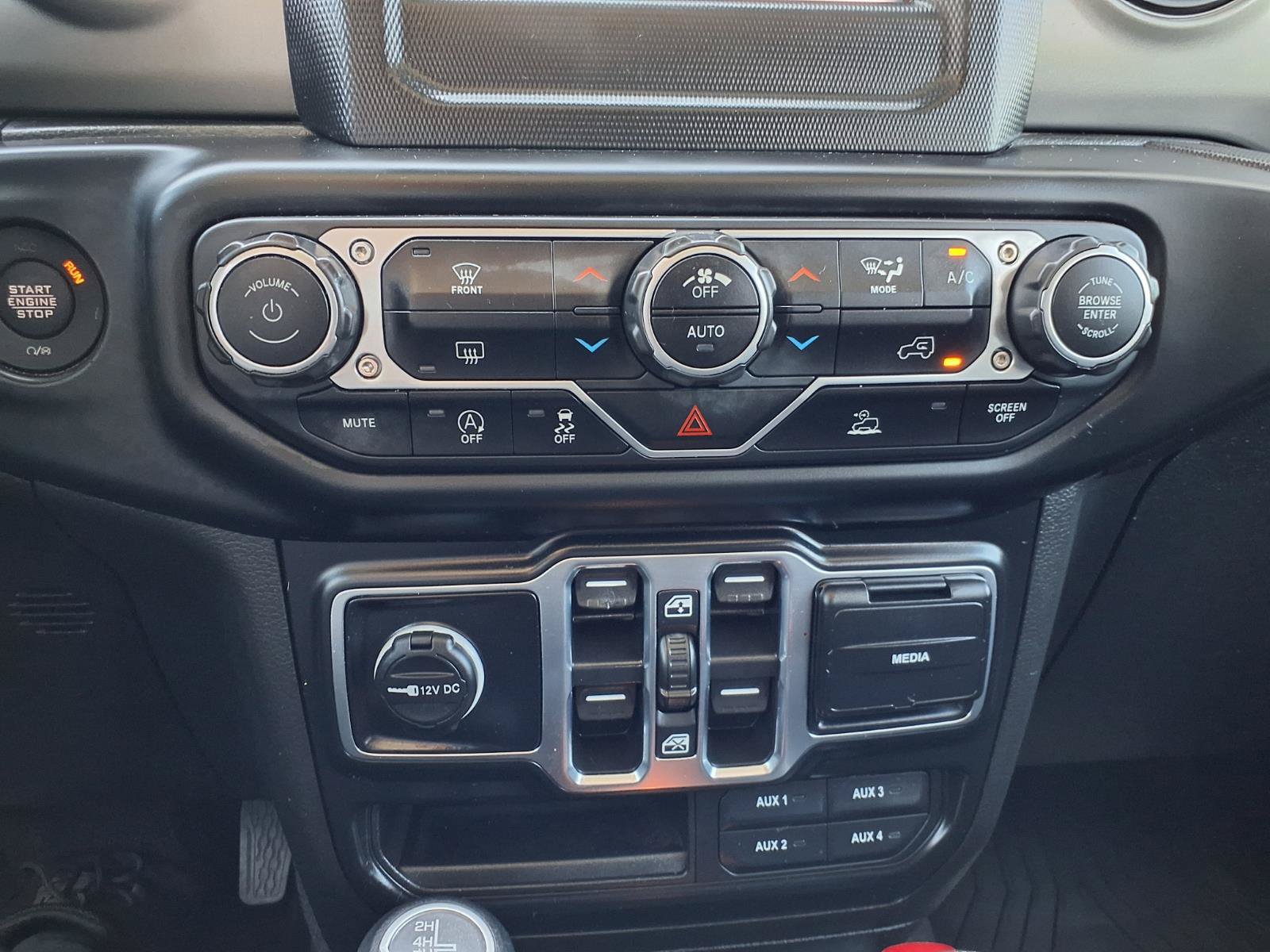 Used 2022 Jeep Wrangler Unlimited Sport AWD/4WD image 24