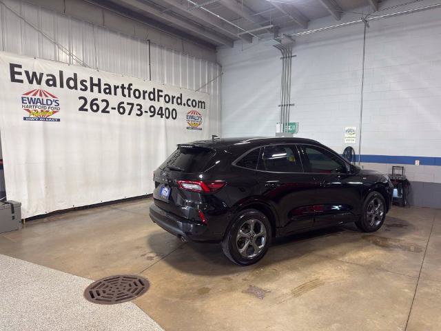 Certified 2023 Ford Escape ST-Line w/ Tech Pack #1 AWD/4WD image 8