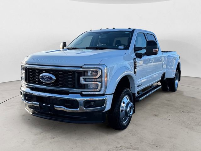 Certified 2025 Ford F450 Lariat w/ FX4 Off-Road Package