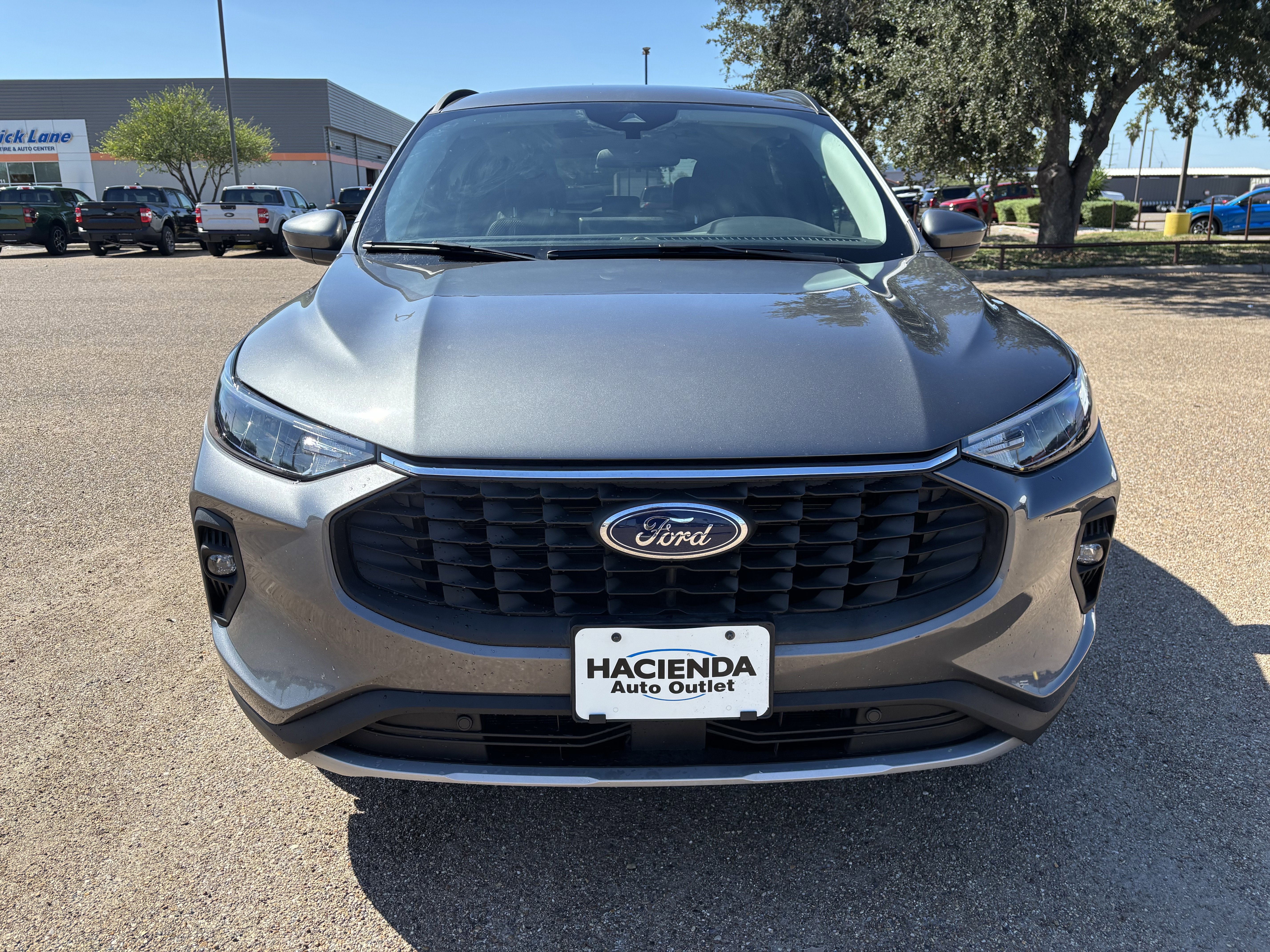 Certified 2023 Ford Escape SE image 7