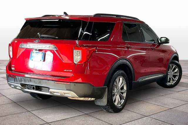 Certified 2023 Ford Explorer XLT w/ Equipment Group 202A AWD/4WD image 6