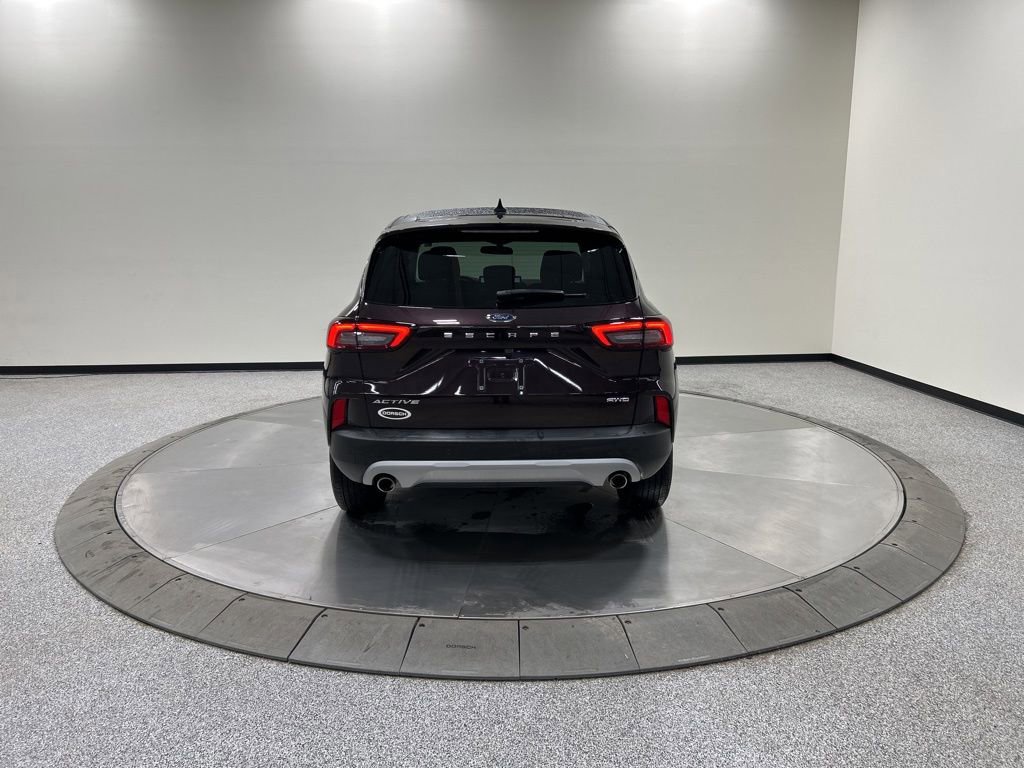 Certified 2023 Ford Escape Active w/ Tech Pack #2 image 4
