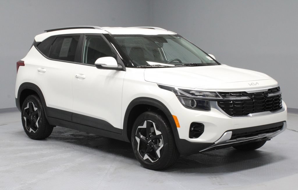 Used 2025 Kia Seltos S AWD/4WD image 1