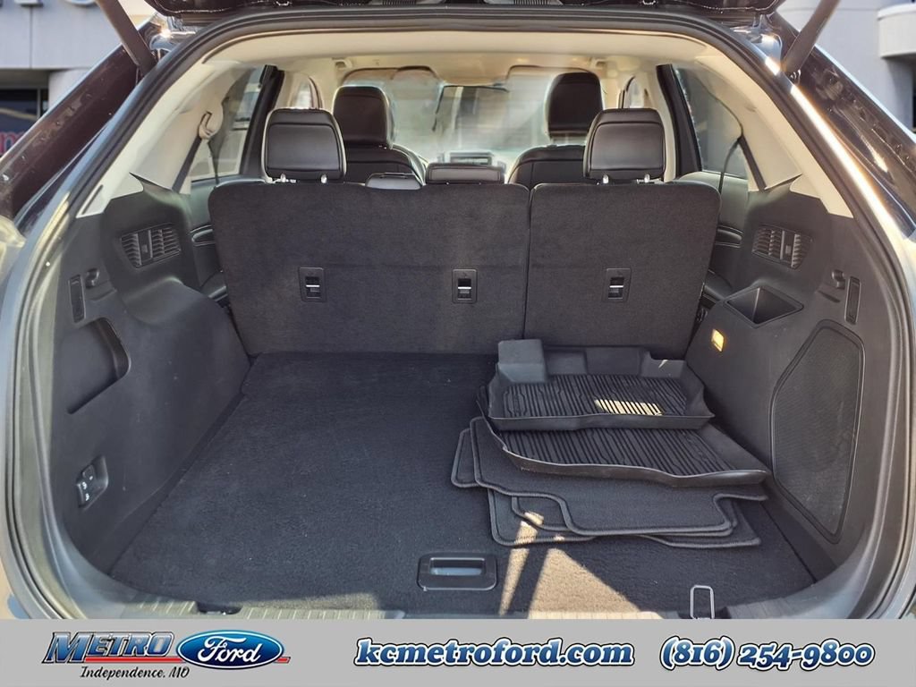 Certified 2024 Ford Edge Titanium AWD/4WD image 30