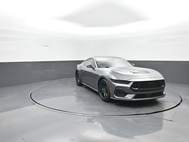 Certified 2025 Ford Mustang GT Premium RWD image 2