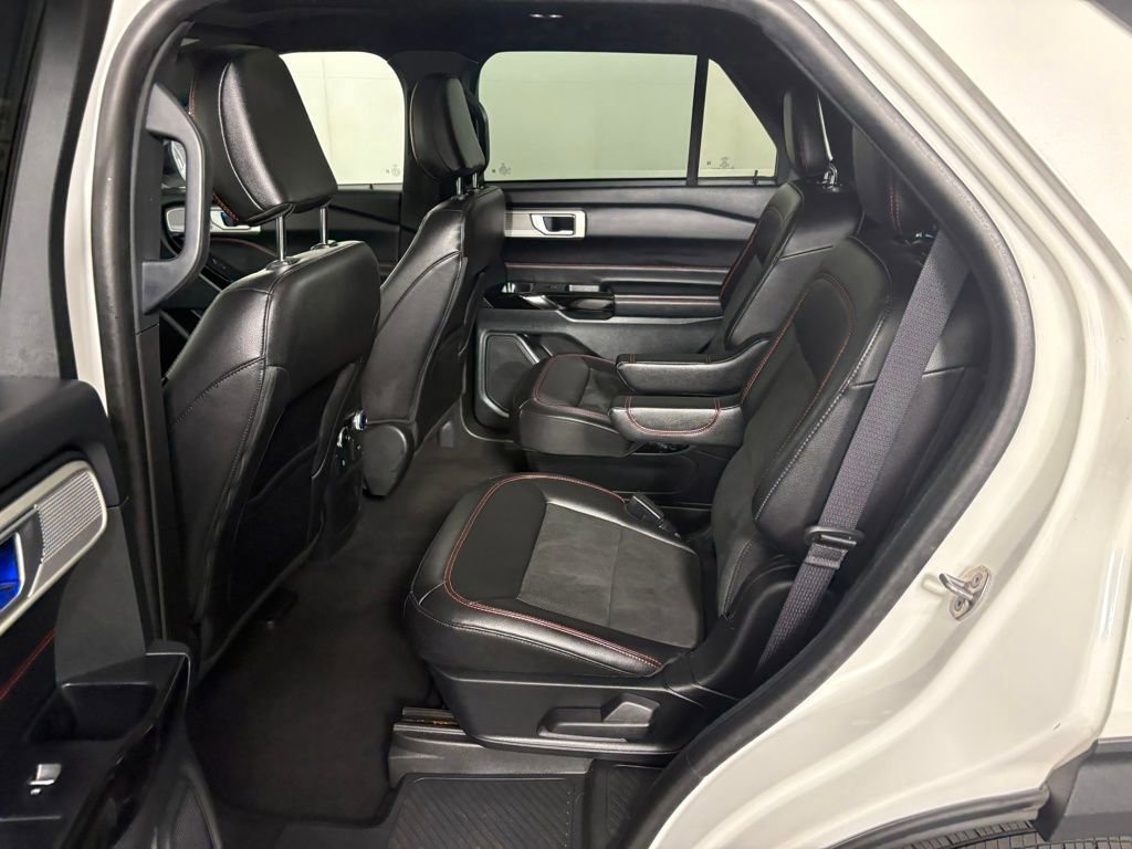 Certified 2023 Ford Explorer ST-Line w/ Class IV Trailer Tow Package AWD/4WD image 28