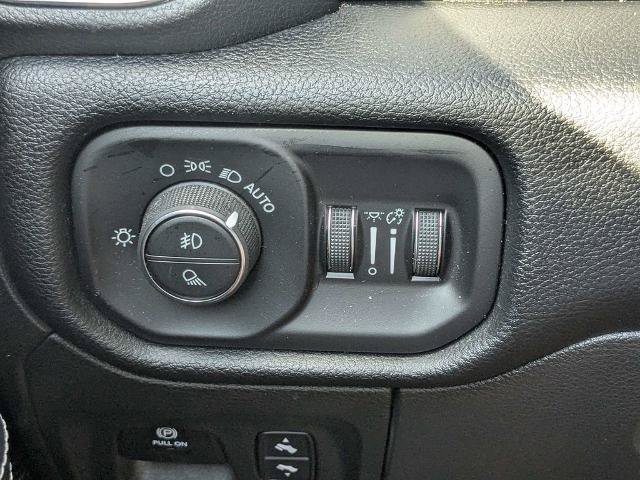 Used 2022 RAM 1500 Laramie AWD/4WD image 27