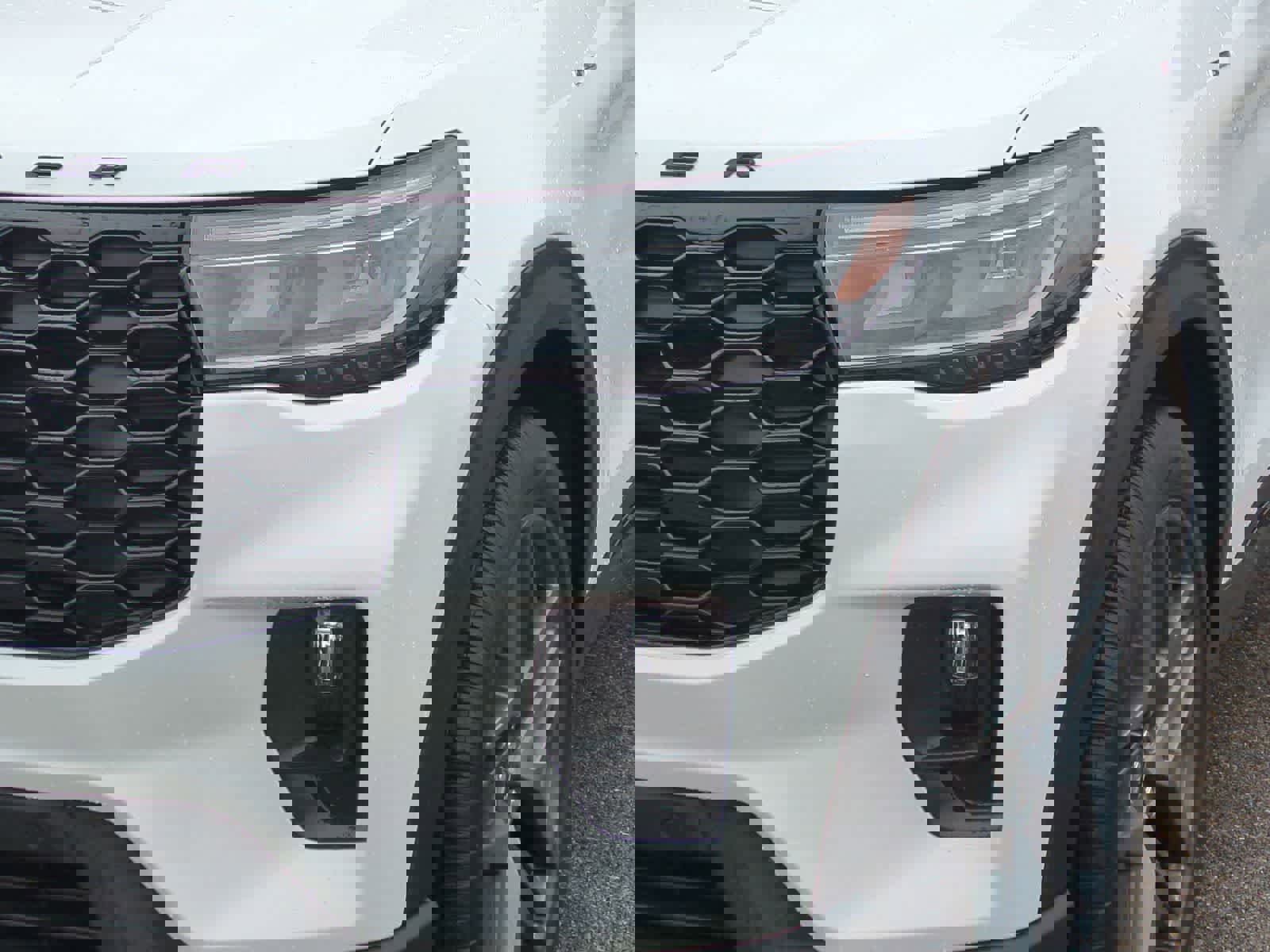 Certified 2025 Ford Explorer ST-Line w/ Premium Package image 11