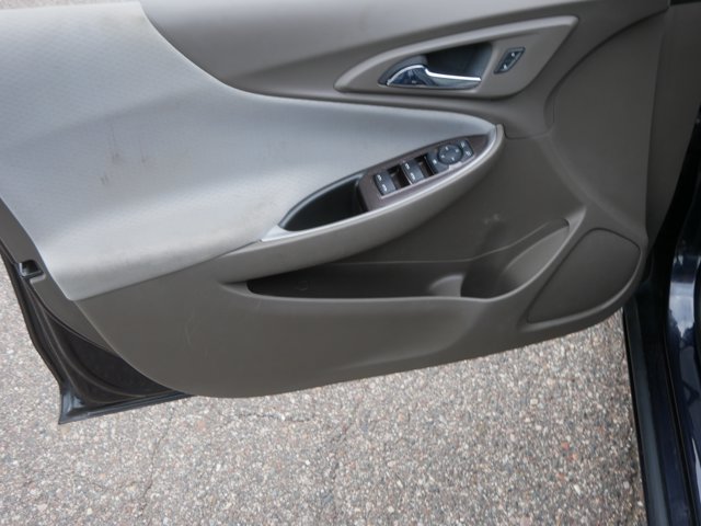 Used 2022 Chevrolet Malibu LS w/ Driver Confidence Package II FWD image 10