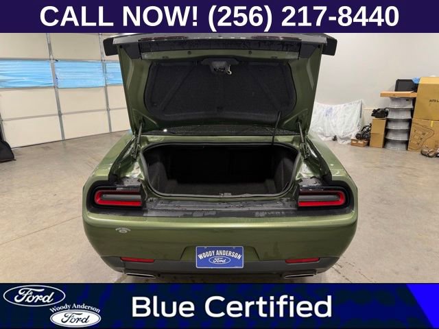 Used 2023 Dodge Challenger SXT RWD image 7