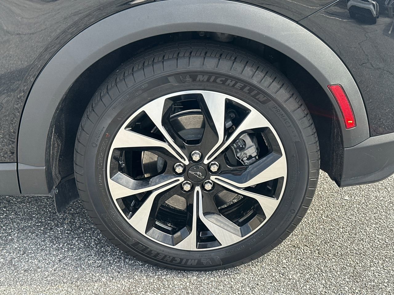 Certified 2025 Ford Mustang Mach-E Select w/ Comfort Package Lite image 22