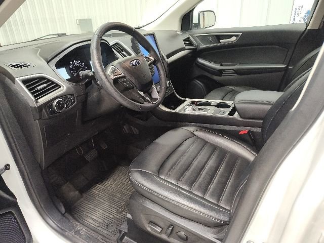 Certified 2024 Ford Edge SEL w/ Convenience Package AWD/4WD image 10
