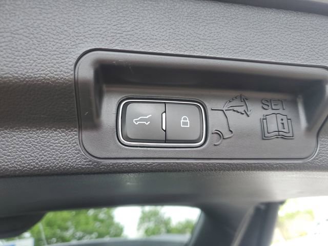 Certified 2023 Ford Explorer ST w/ Equipment Group 401A AWD/4WD image 8