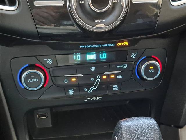 Certified 2017 Ford Focus SEL FWD image 15