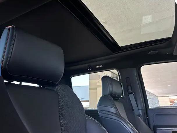Certified 2023 Ford F150 Raptor w/ Raptor 37 Performance Package AWD/4WD image 16