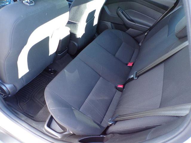 Certified 2018 Ford Focus SE image 15