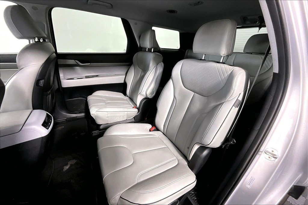 Used 2023 Hyundai Palisade SEL FWD image 26