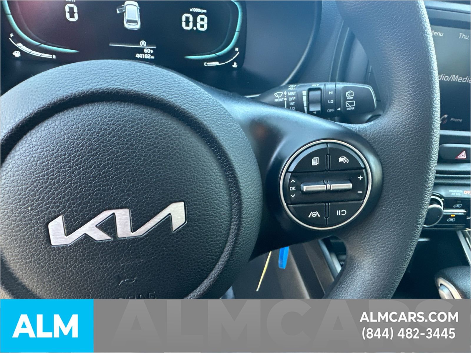 Used 2025 Kia Soul LX w/ LX Technology Package FWD image 21