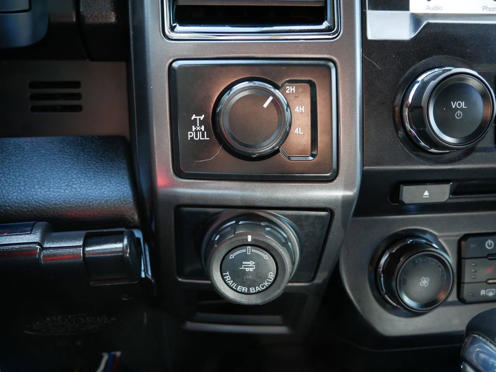 Certified 2018 Ford F150 XLT w/ Equipment Group 302A Luxury image 25