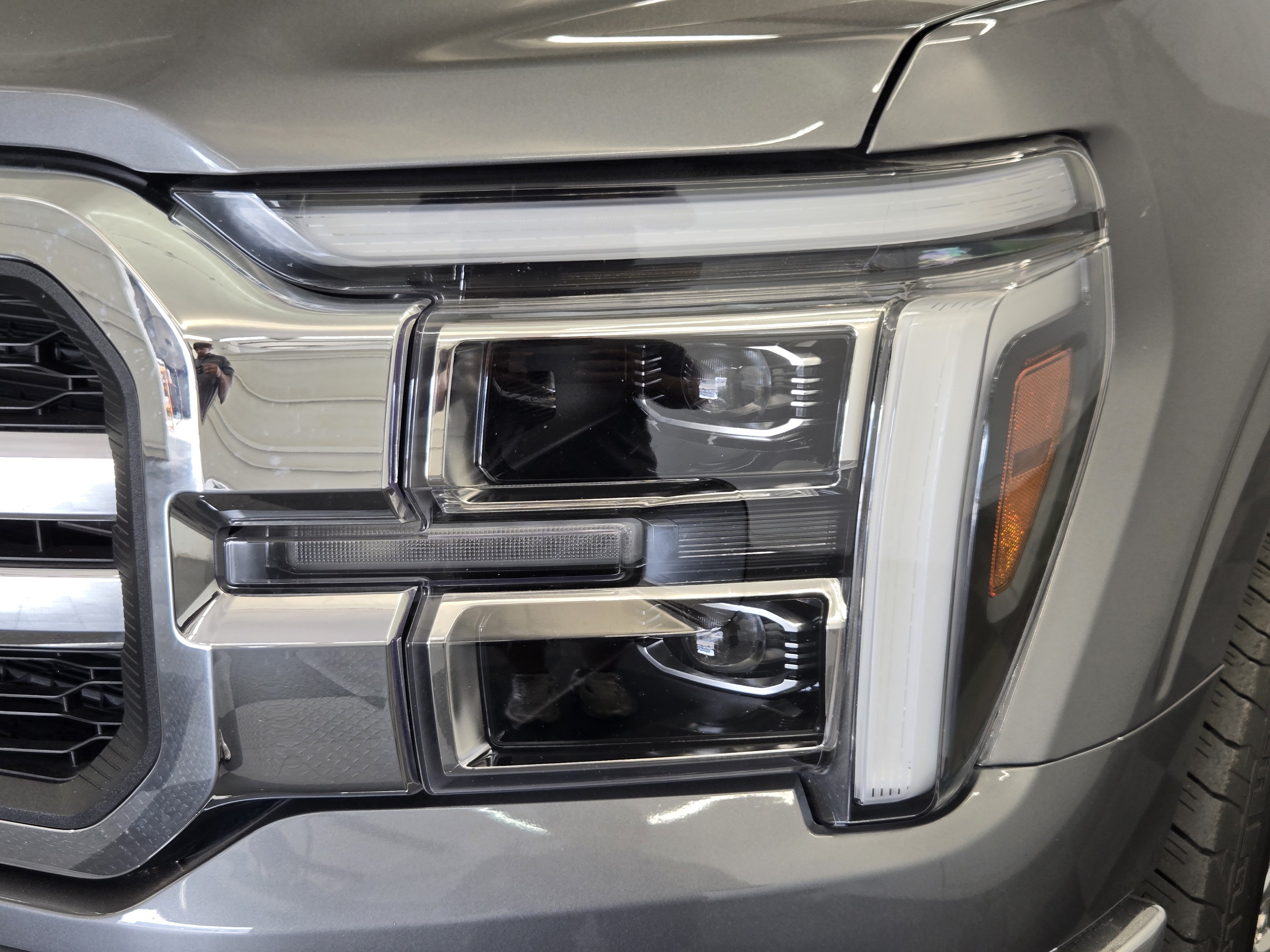 Certified 2024 Ford F150 Lariat w/ FX4 Off-Road Package AWD/4WD image 8