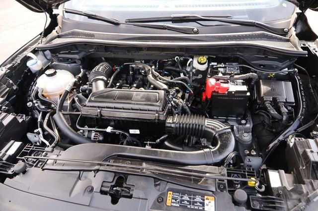 Certified 2025 Ford Escape ST-Line AWD/4WD image 26
