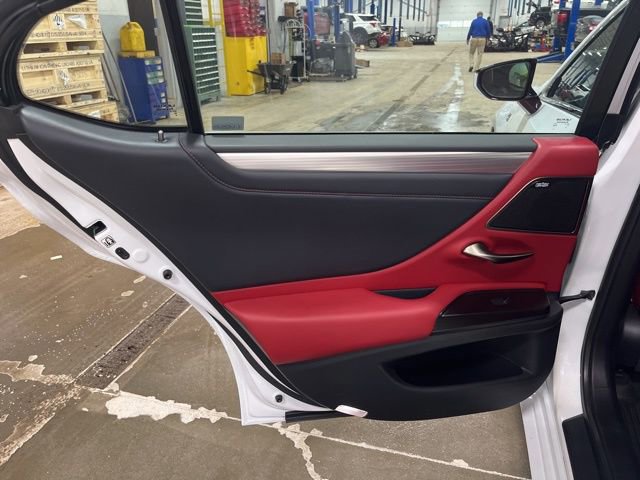 Used 2019 Lexus ES 350 F Sport w/ Accessory Package image 36