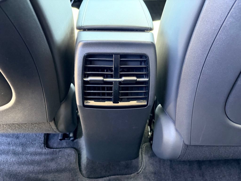 Used 2024 Kia Niro Wind FWD image 25
