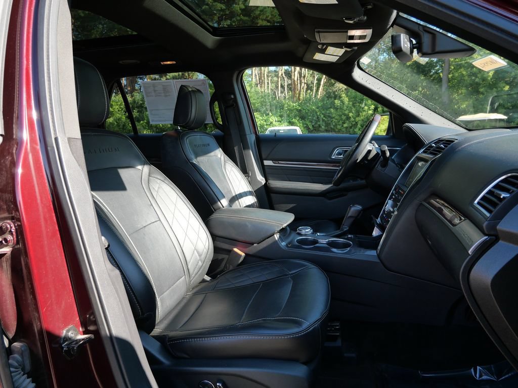 Certified 2018 Ford Explorer Platinum AWD/4WD image 11