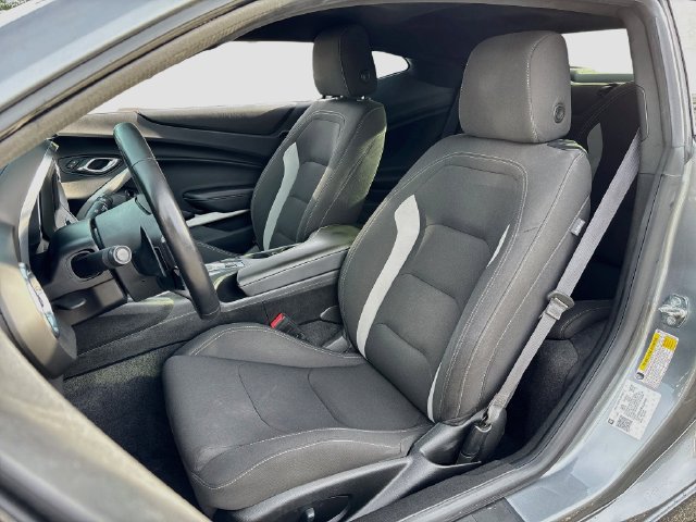Used 2020 Chevrolet Camaro LT RWD image 19