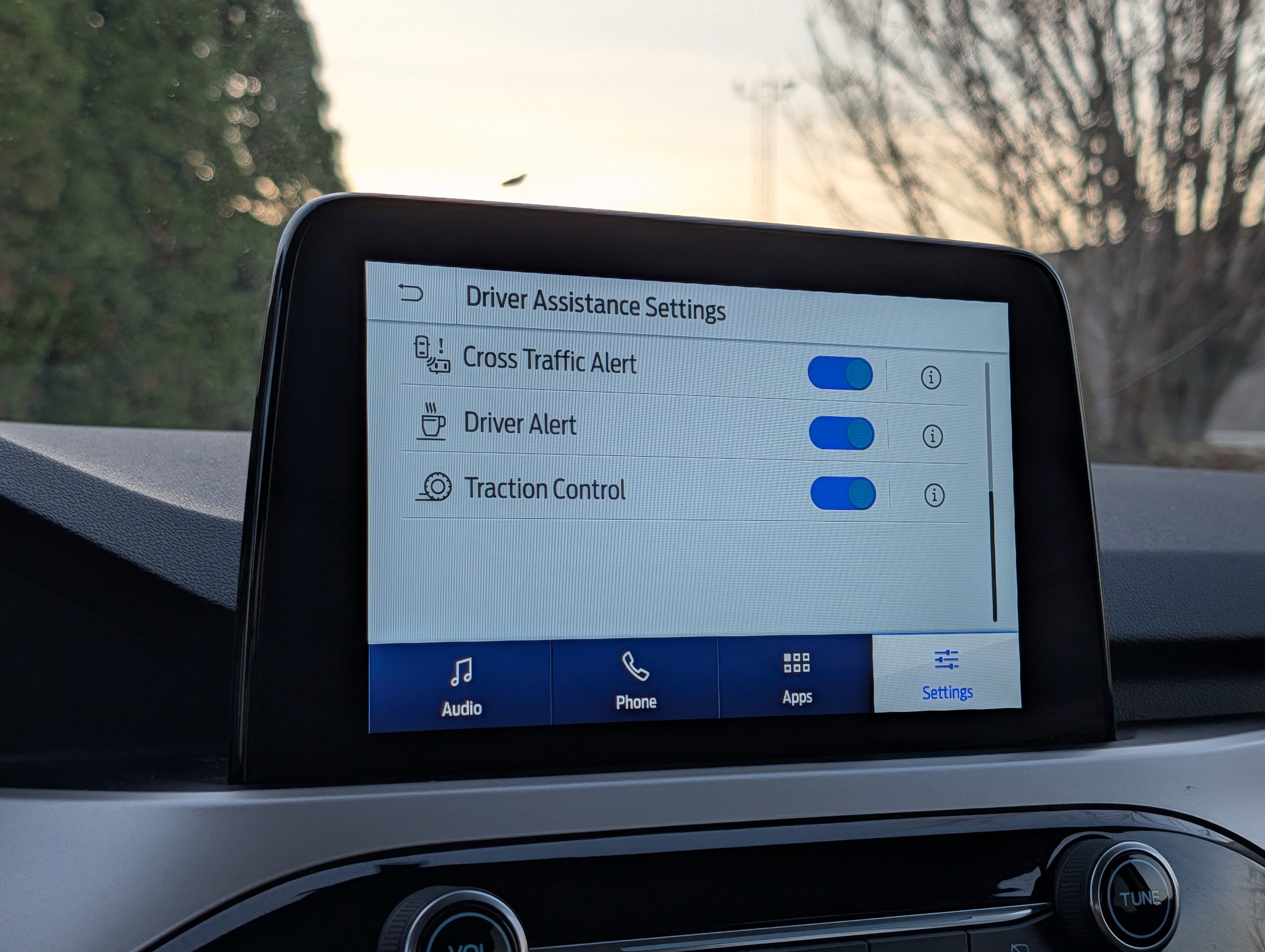 Certified 2022 Ford Escape SE w/ Cold Weather Package image 22