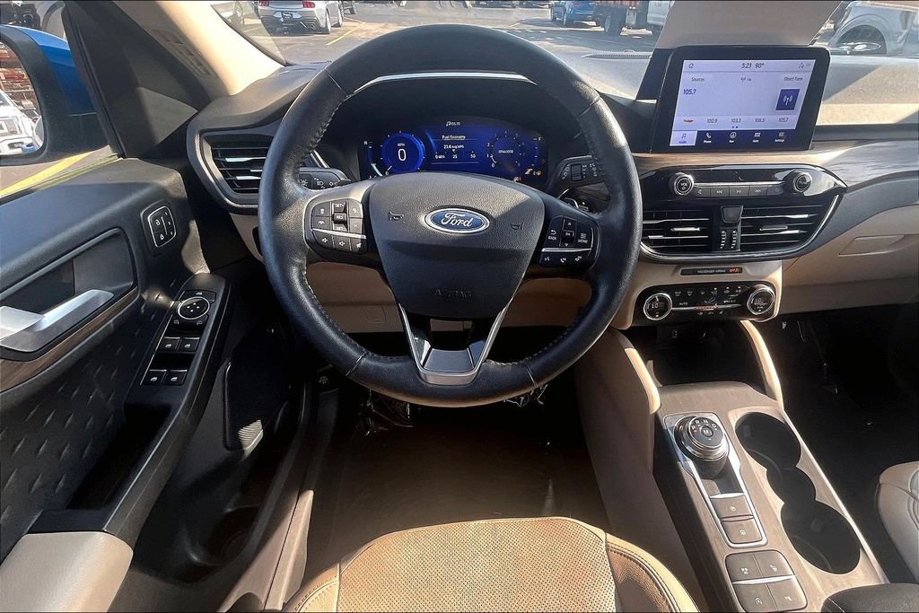 Certified 2020 Ford Escape Titanium AWD/4WD image 4