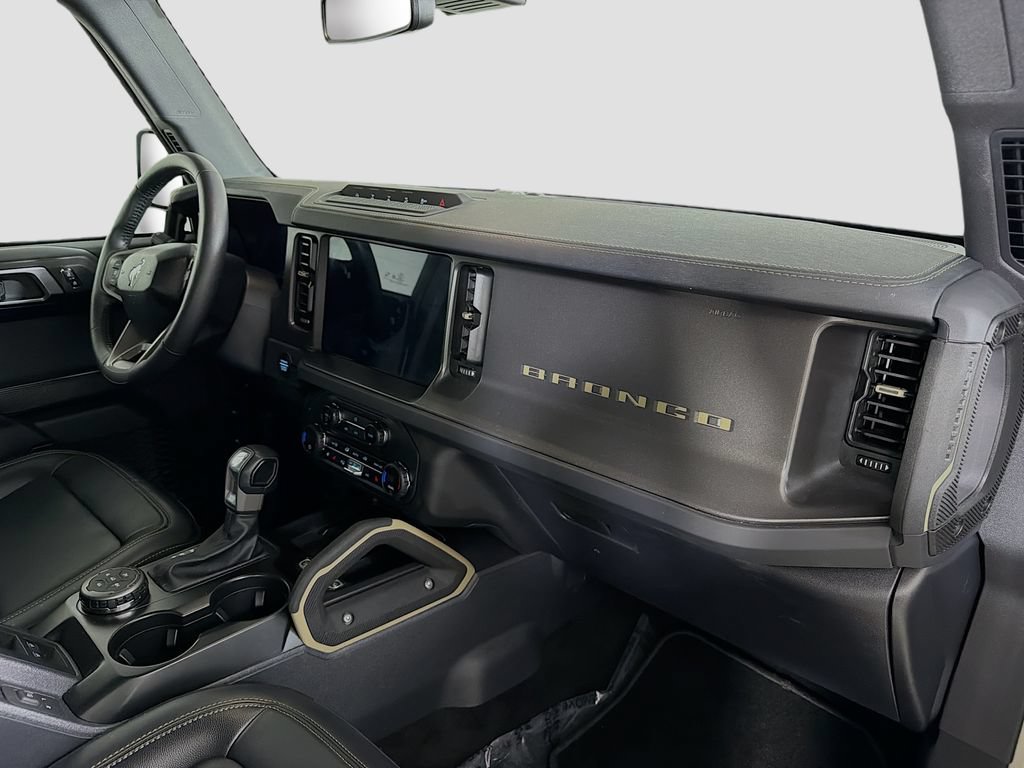 Certified 2025 Ford Bronco Badlands AWD/4WD image 32