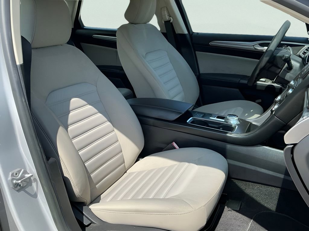 Certified 2018 Ford Fusion S FWD image 15