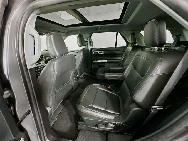 Certified 2022 Ford Explorer XLT w/ Equipment Group 202A image 31
