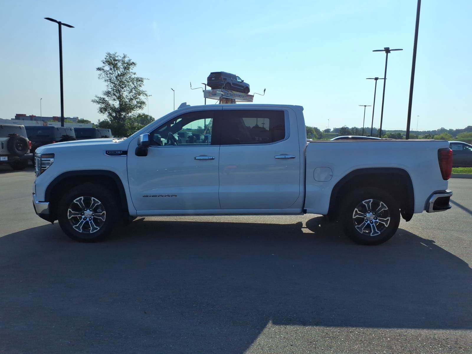 Used 2026 GMC Sierra 1500 SLT RWD image 6