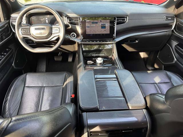 Used 2024 Jeep Wagoneer L 4WD w/ Premium Group I image 19