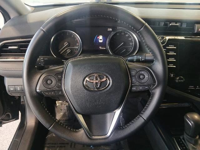 Used 2020 Toyota Camry XLE image 13