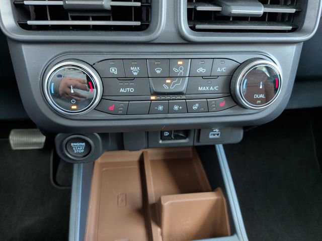 Certified 2022 Ford Maverick Lariat w/ Lariat Luxury Package AWD/4WD image 23