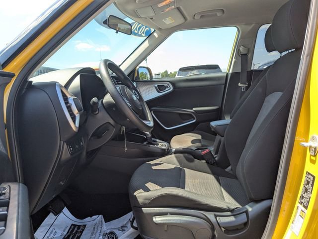 Used 2020 Kia Soul LX FWD image 18