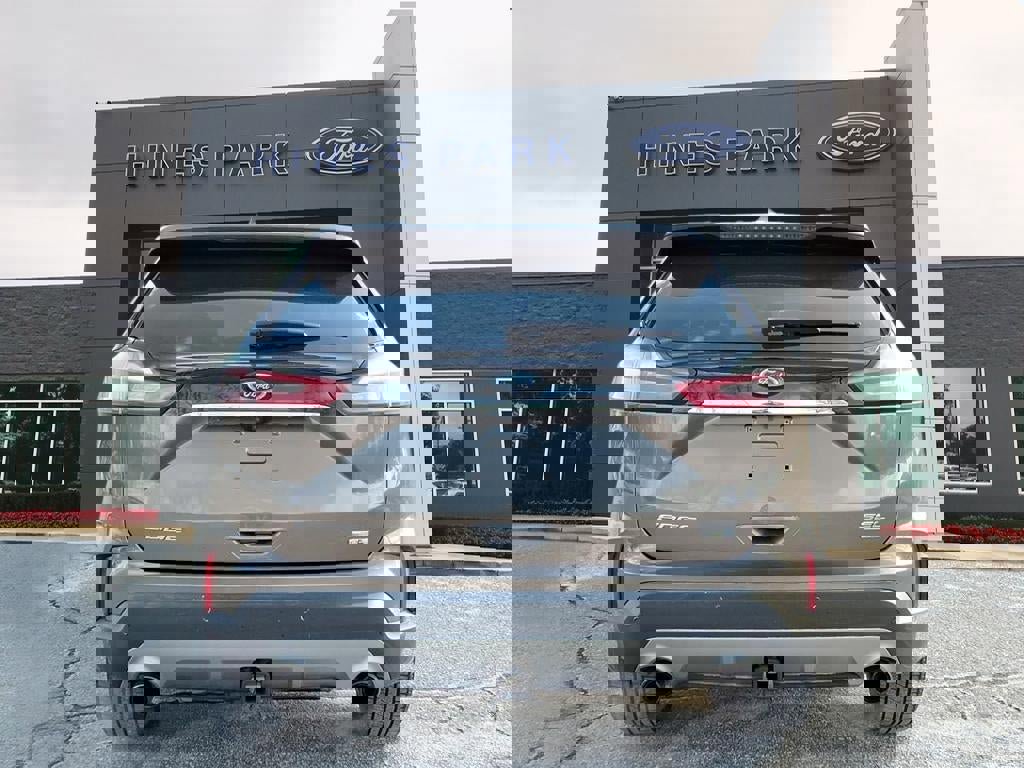 Certified 2019 Ford Edge SEL w/ Equipment Group 201A image 4
