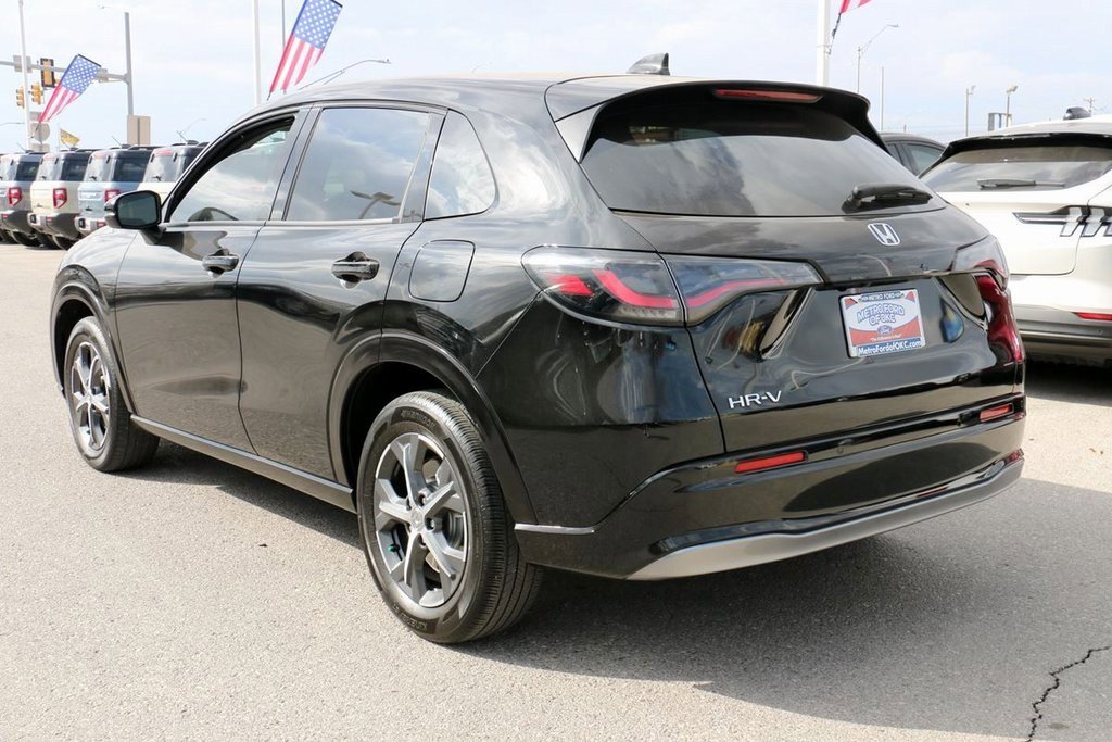 Used 2025 Honda HR-V EX-L image 7