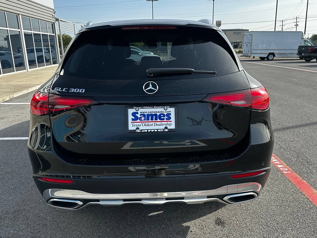 Used 2024 Mercedes-Benz GLC 300 image 8