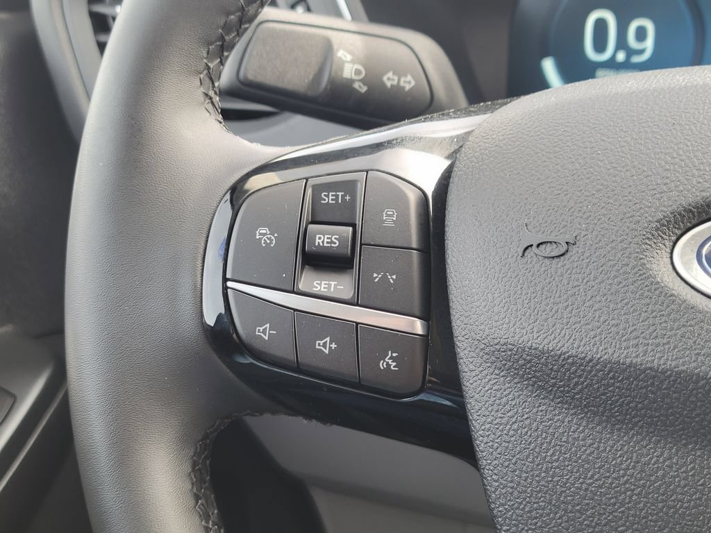 Certified 2023 Ford Escape Platinum AWD/4WD image 13