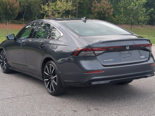Used 2023 Honda Accord Touring image 6
