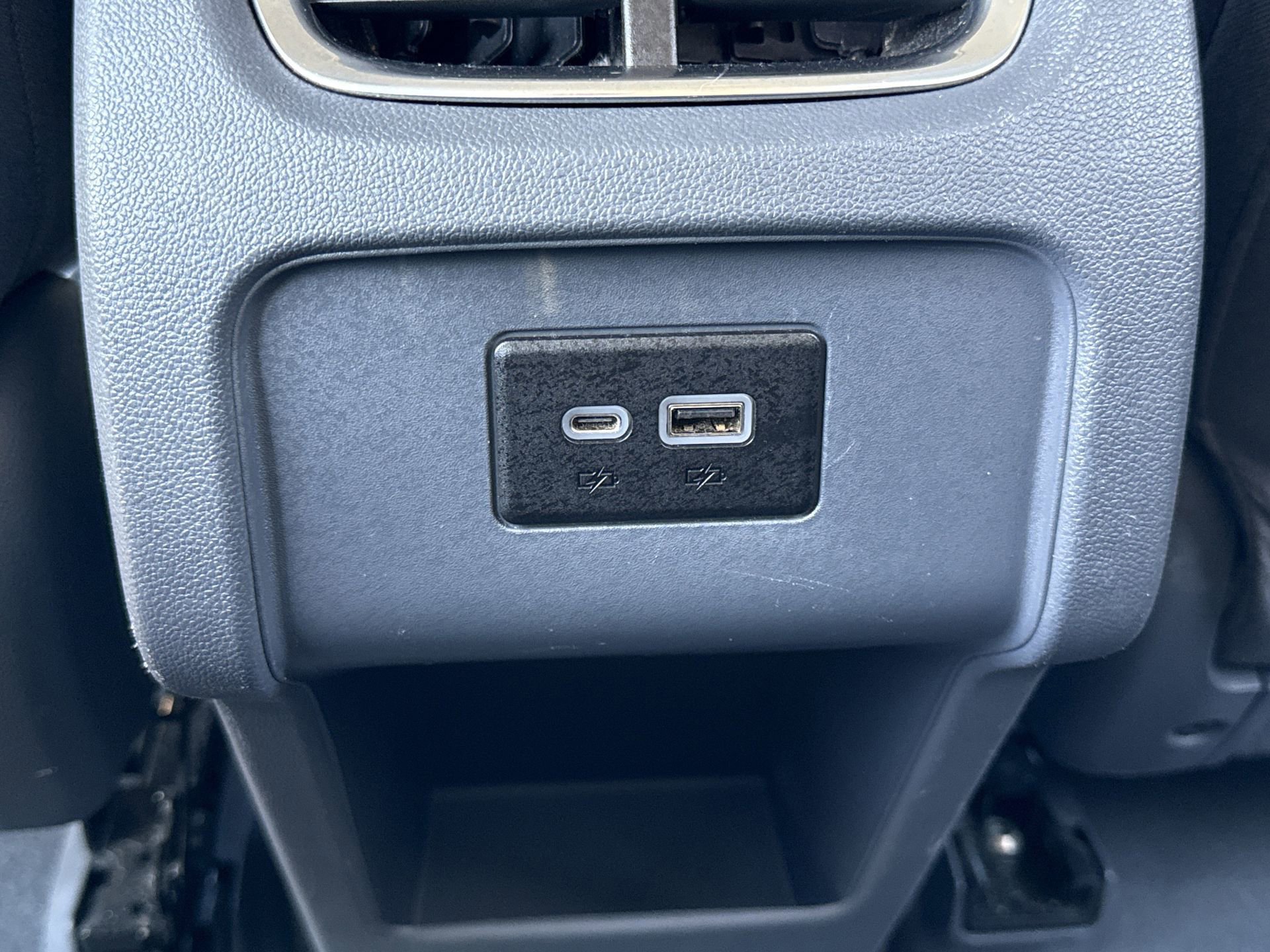 Used 2020 Chevrolet Blazer LT image 28