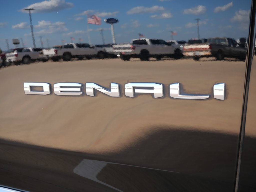 Used 2024 GMC Yukon Denali w/ Max Trailering Package AWD/4WD image 10