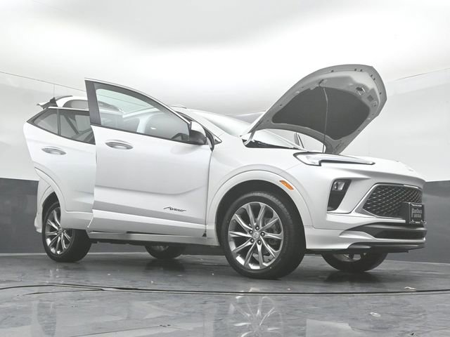 Used 2024 Buick Encore GX Avenir w/ Avenir Convenience Package AWD/4WD image 49