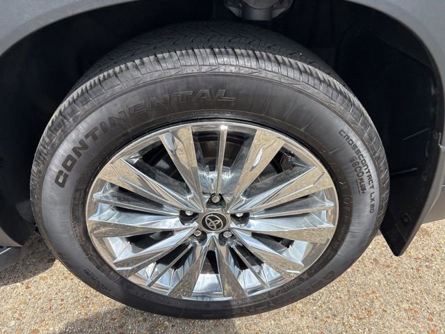 Used 2025 Toyota Grand Highlander AWD image 34