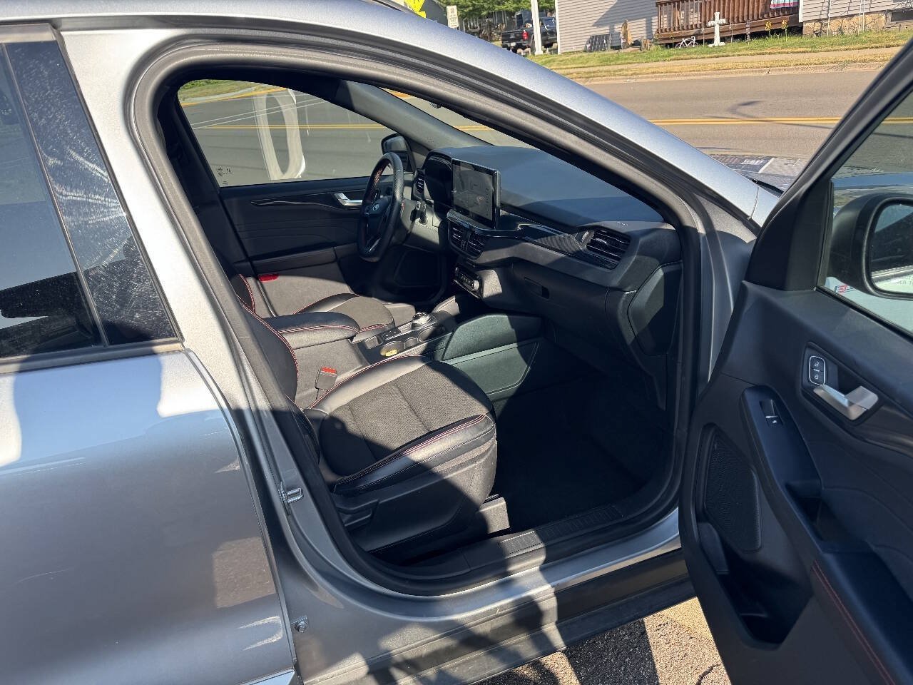 Certified 2023 Ford Escape ST-Line w/ Tech Pack #1 FWD image 29